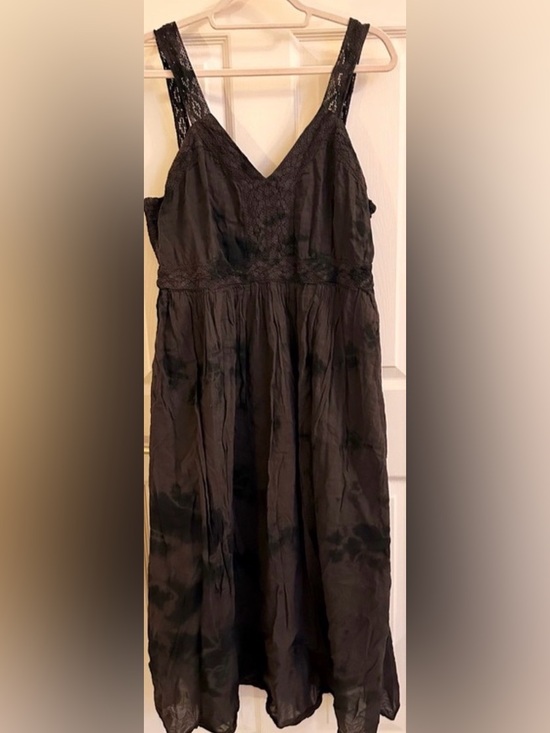 Disturbia Dresses & Skirts - Disturbia Black brown tie dye boho Lace-Trim Sleeveless Midi Dress